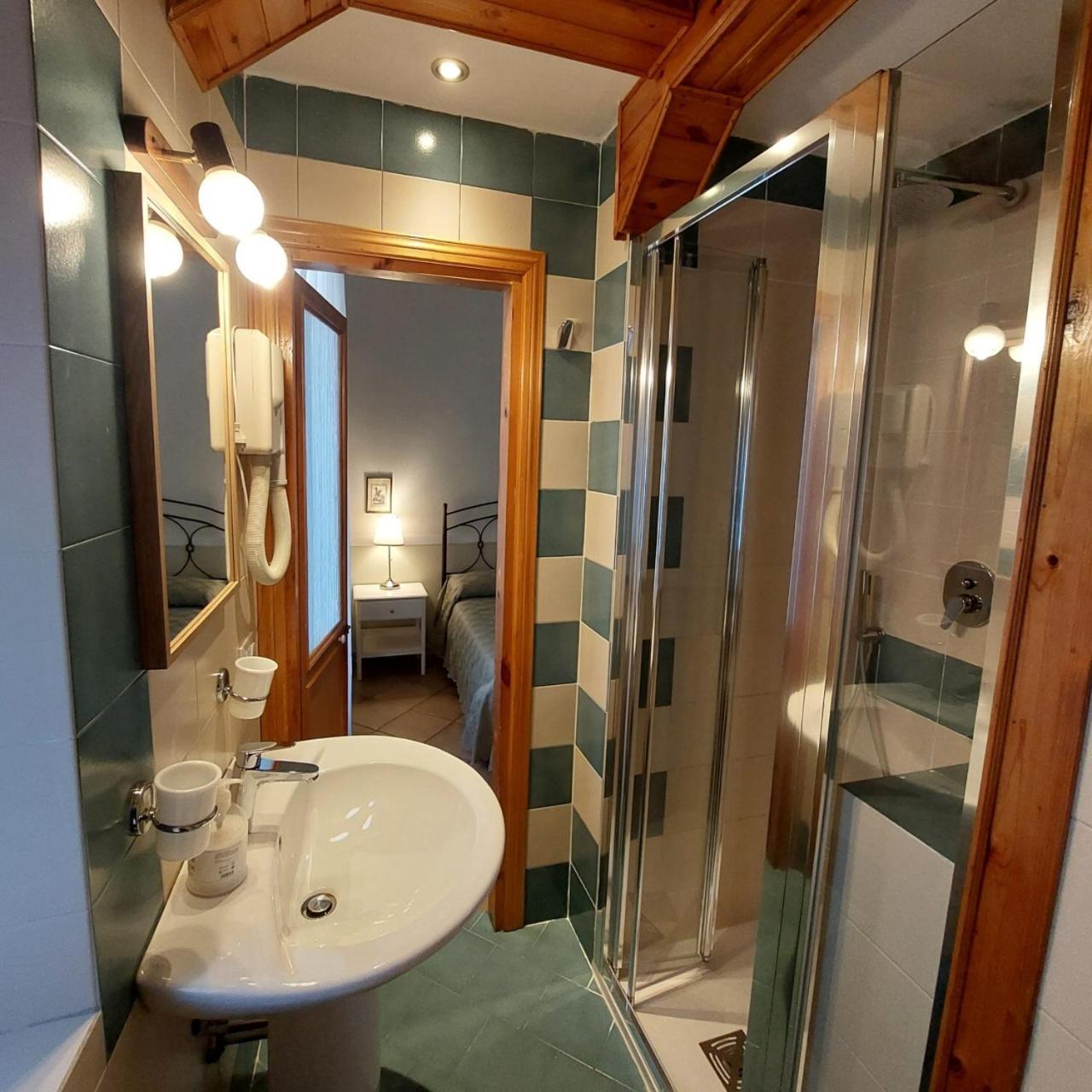 Residenza Maritti Classic Rooms Roma Exterior foto