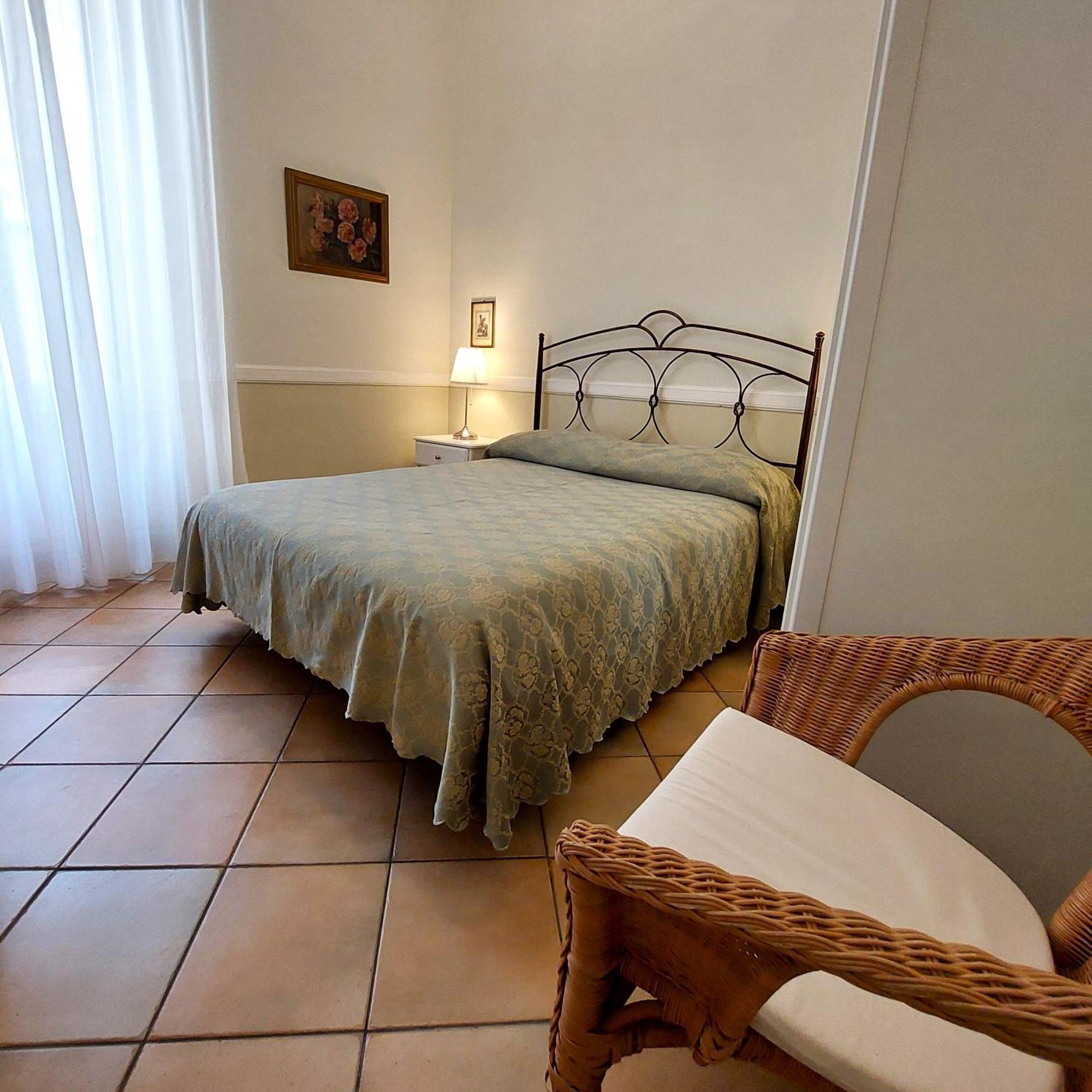 Residenza Maritti Classic Rooms Roma Exterior foto